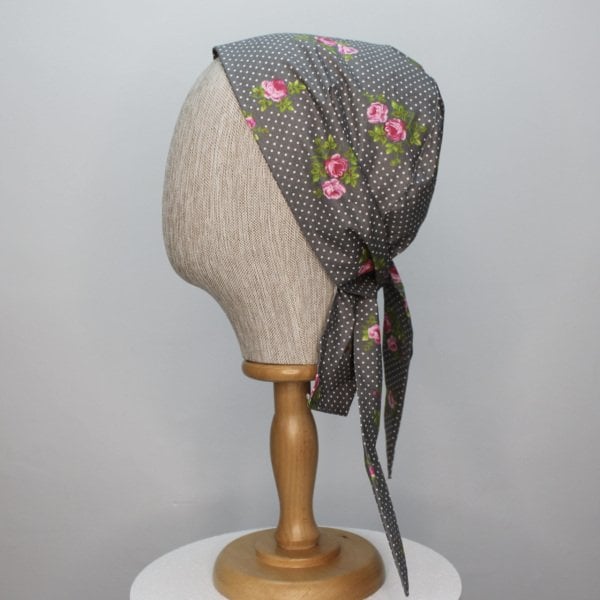 GRİ PUANTİYE DESEN CERRAHİ ENSE BONE