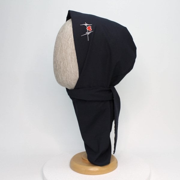 KALP RİTMİ NAKIŞLI LACİVERT CERRAHİ  TESETTÜR BONE