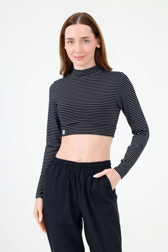 BALIKÇI YAKA ÇİZGİLİ CROP BODY SİYAH BEYAZ