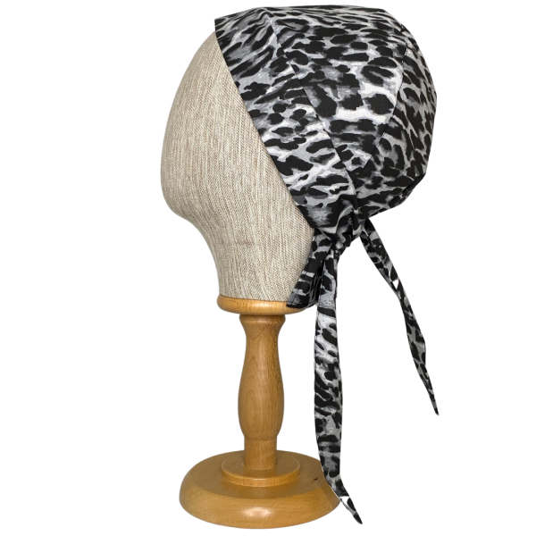SİYAH LEOPAR DESEN CERRAHİ ENSE BONE