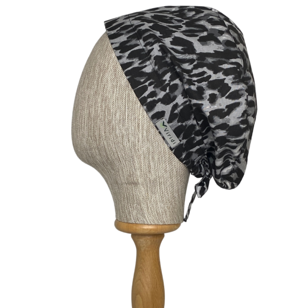 SİYAH LEOPAR DESEN CERRAHİ BÜYÜK KLASİK BONE